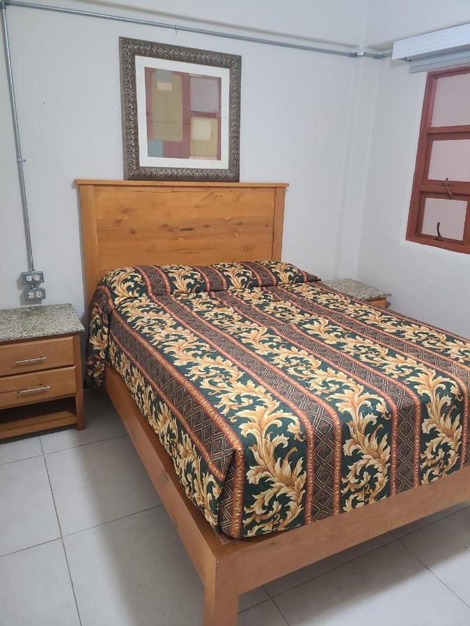 Hotel Villagran Tijuana Bagian luar foto